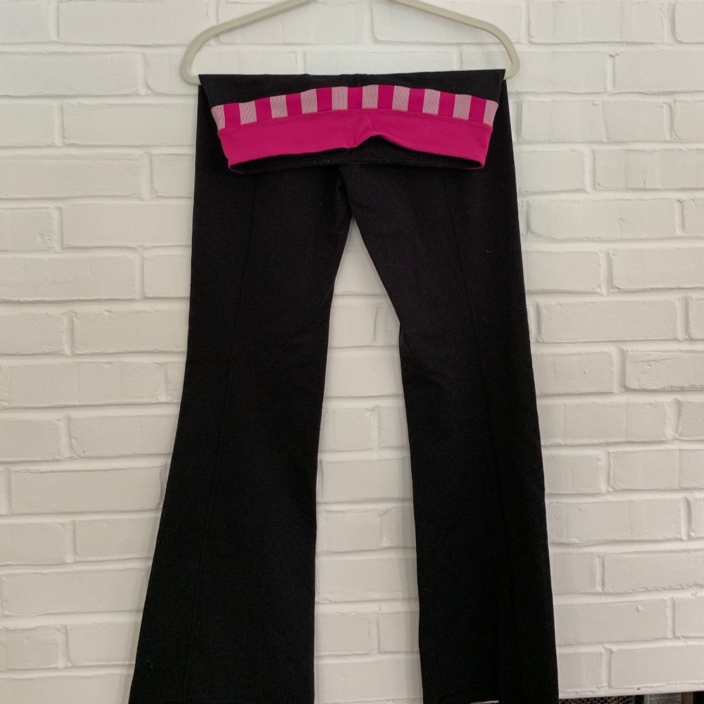 Lululemon yoga pants